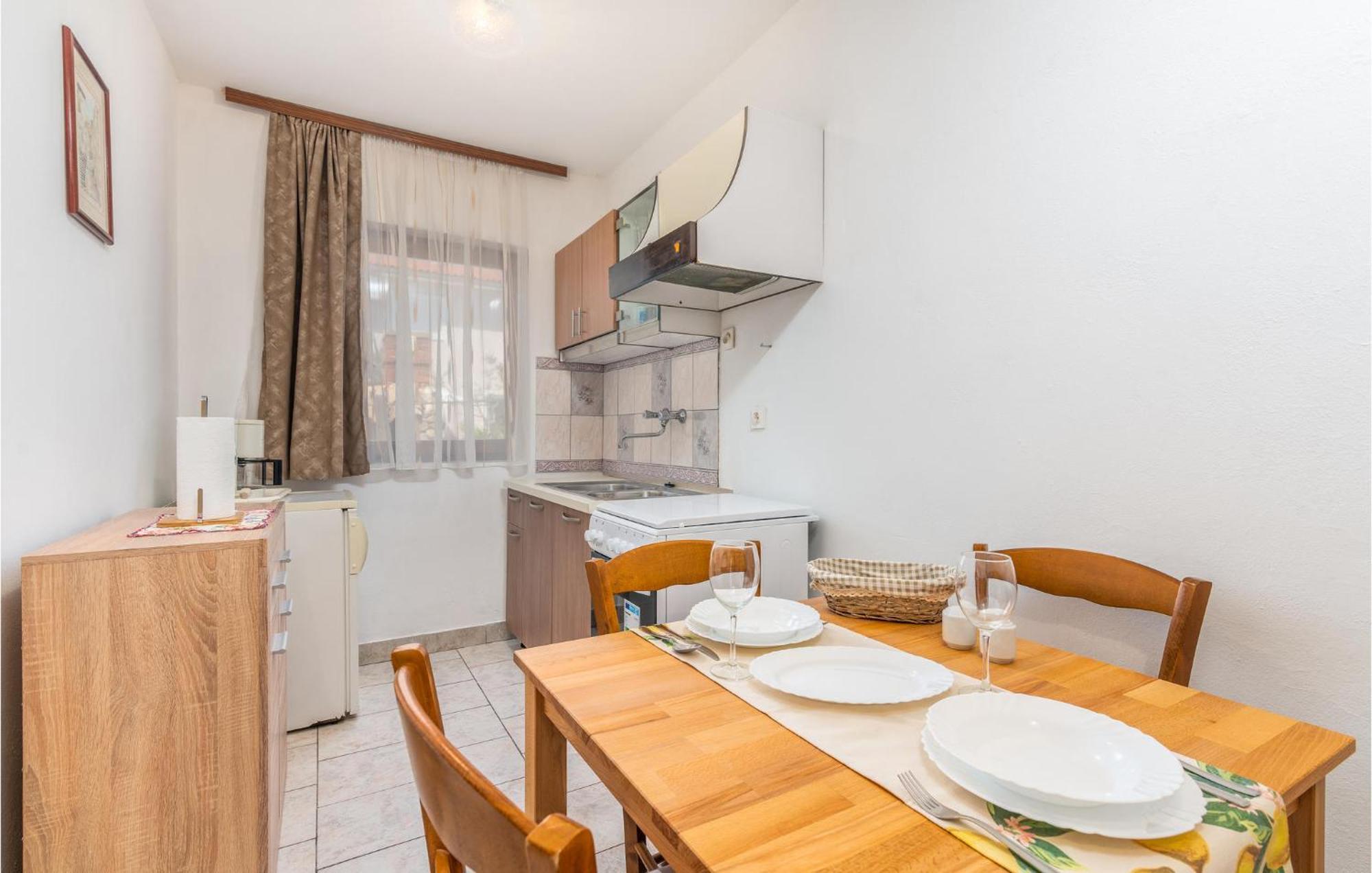 Gorgeous Apartment In Krk With Wifi Krk Town Dış mekan fotoğraf
