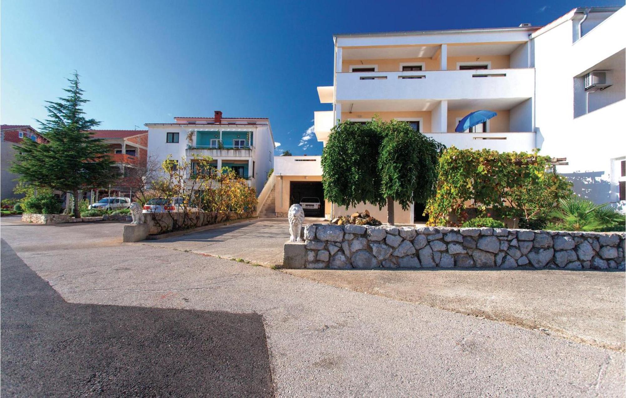 Gorgeous Apartment In Krk With Wifi Krk Town Dış mekan fotoğraf